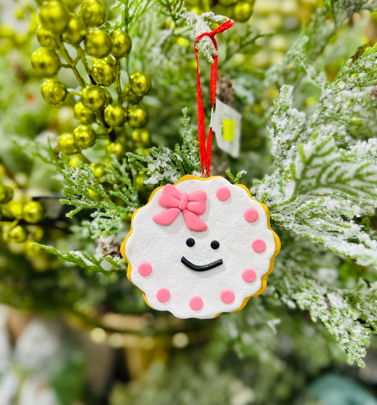 GINGERBREAD COOKIE ORNAMENT WHITE