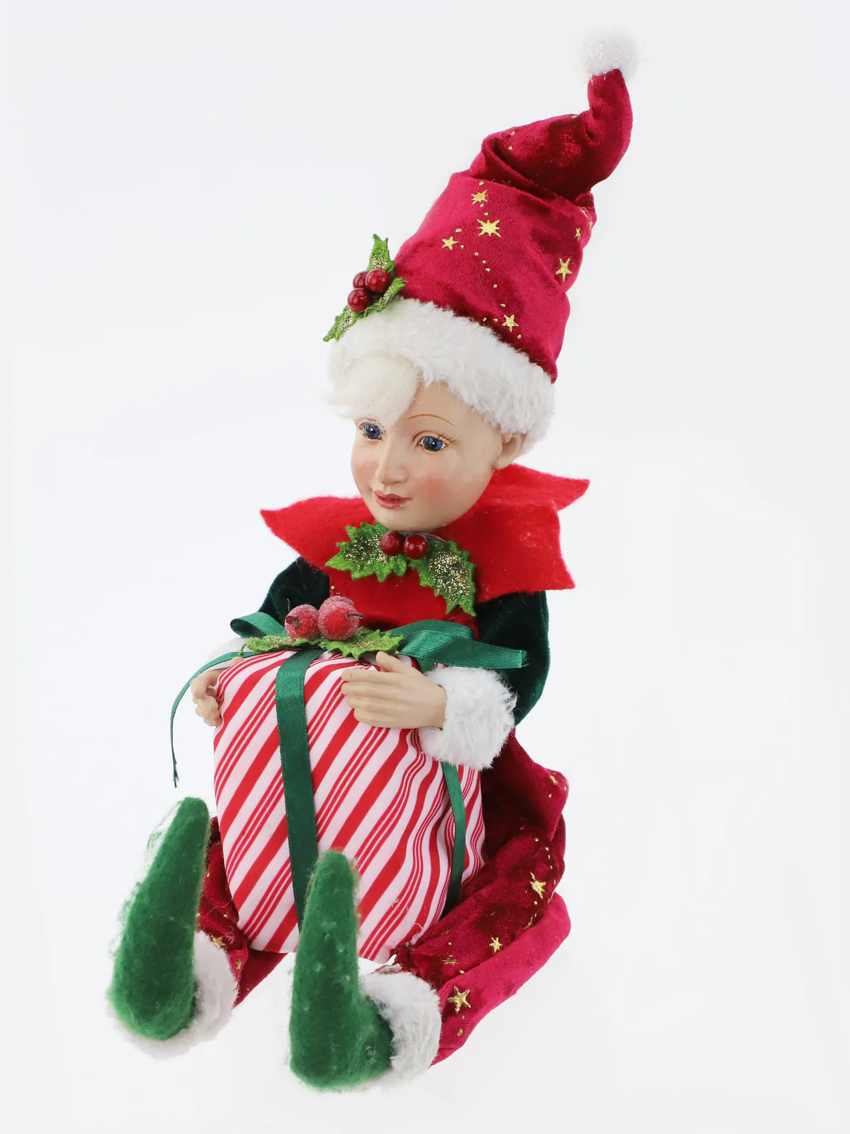 CHRISTMAS ELF WITH GIFT 21CM