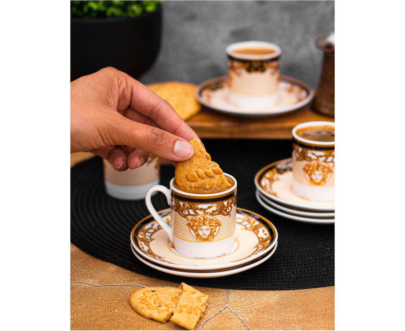 Medusa Luxe Gold Espresso Cup and Saucer Set/12