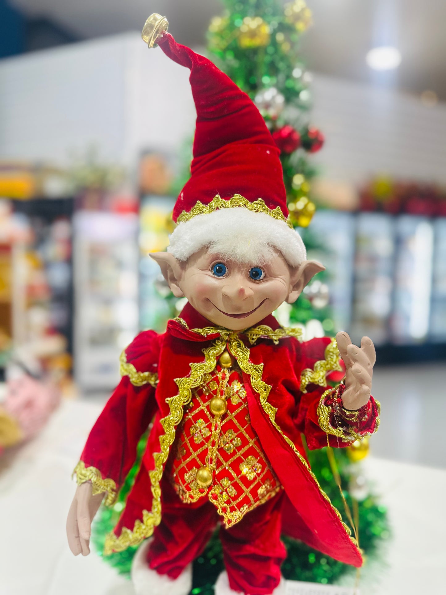 MONTEL ELF 50CM TALL - The Gifferd Family