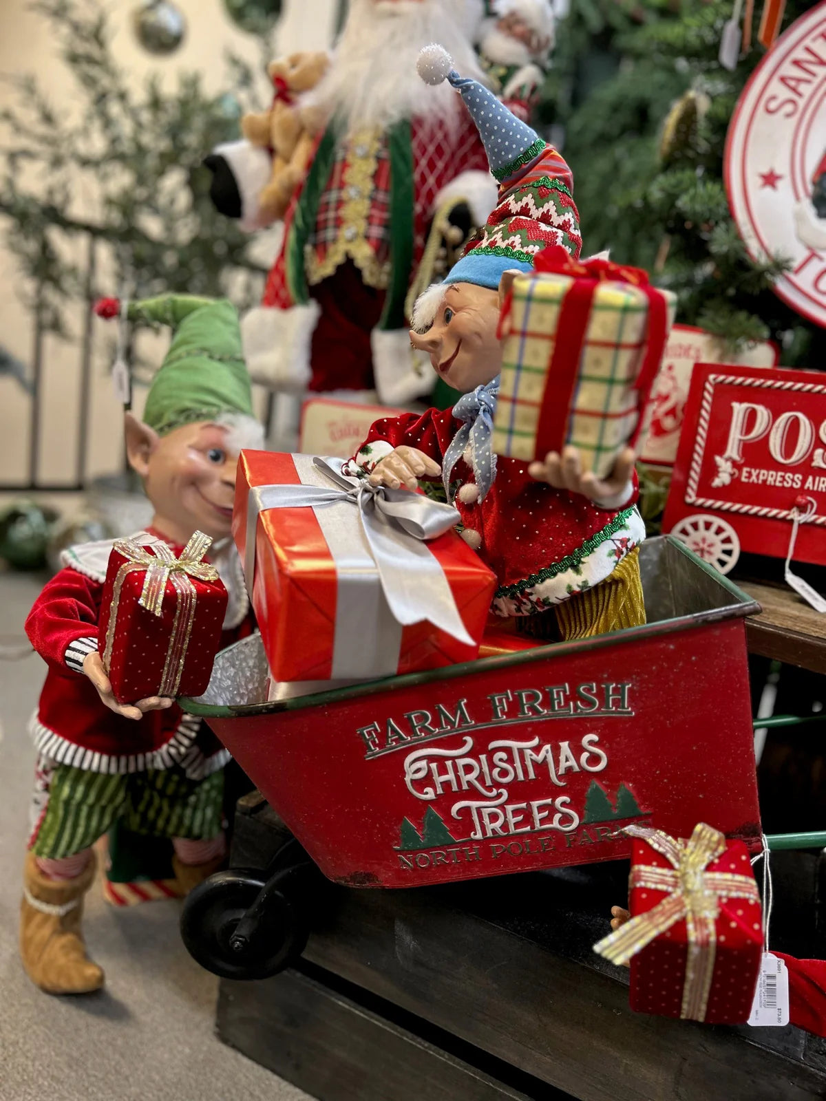 CHRISTMAS ELF GAMBOL 70CM