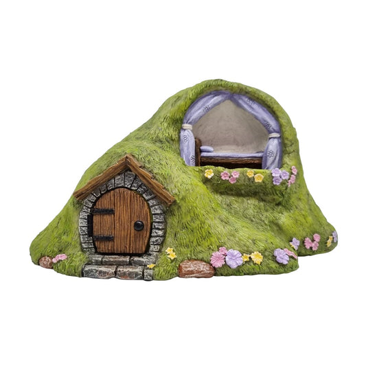 Hobbit House with Bed