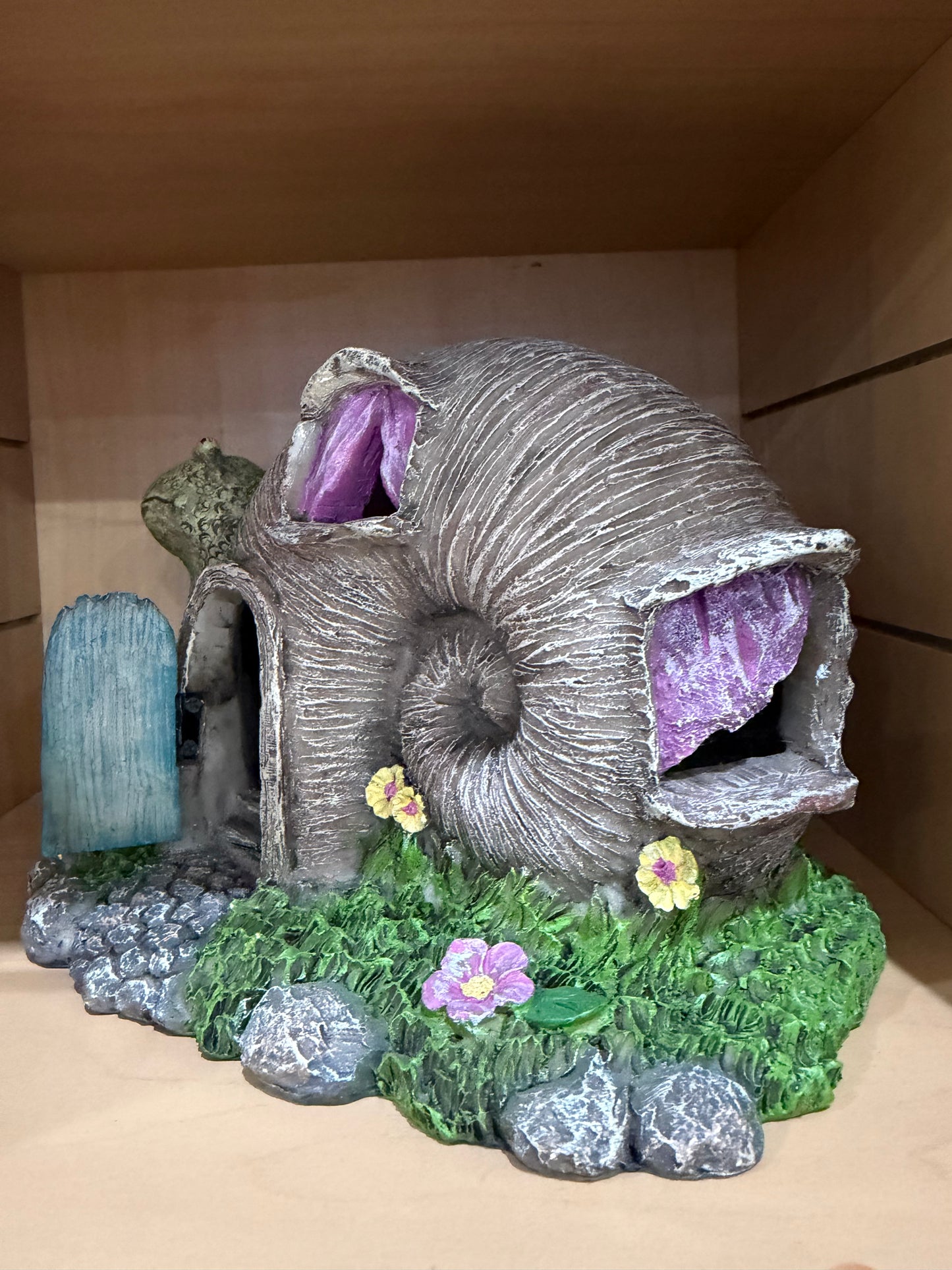 Fairy garden snail house