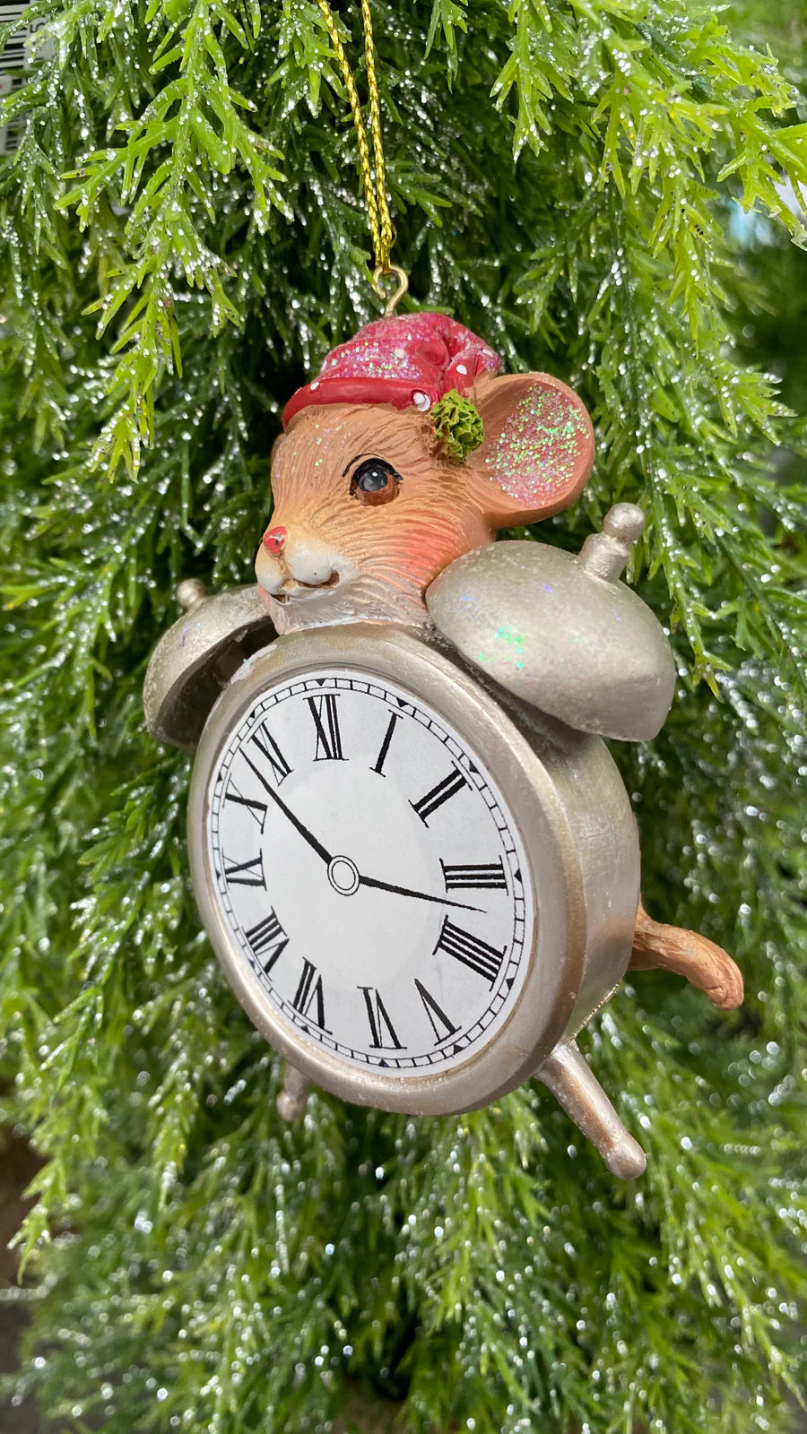 Hickory Dickory Mouse with clock ornament